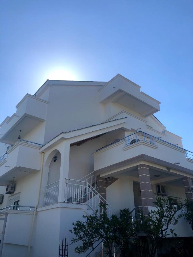 Apartments Hillside Ülgün Dış mekan fotoğraf